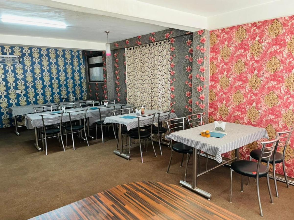 Hotel Devlok Inn Manāli Εξωτερικό φωτογραφία