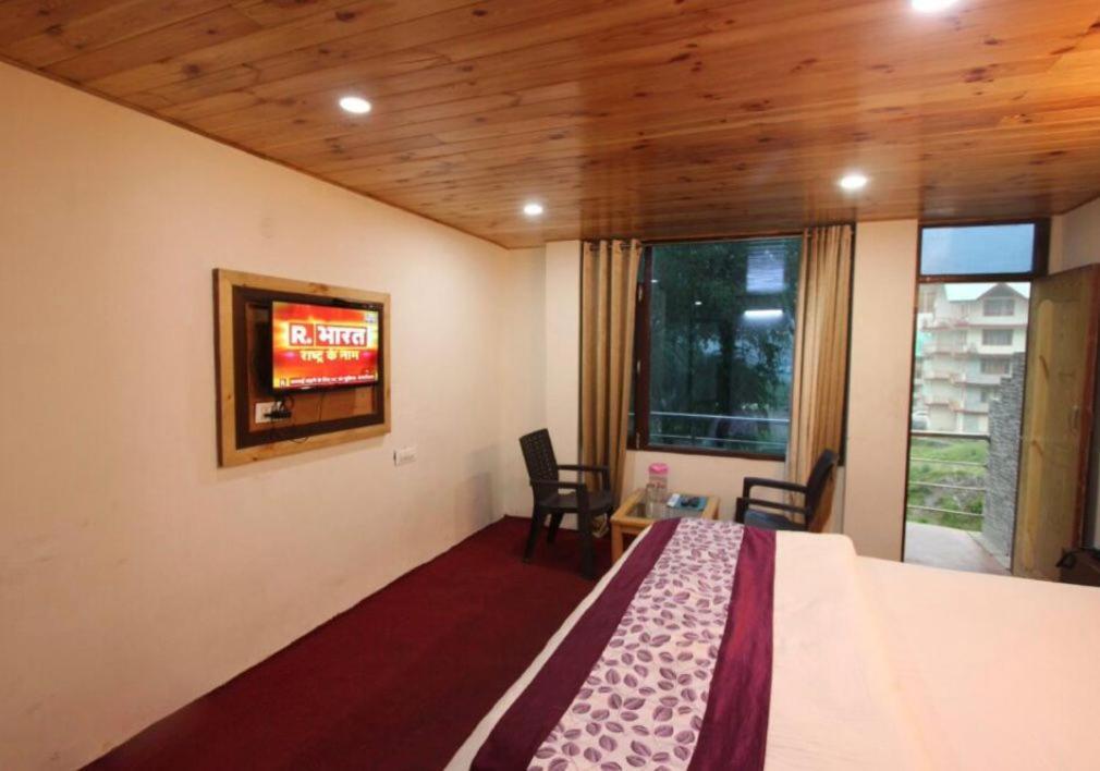 Hotel Devlok Inn Manāli Εξωτερικό φωτογραφία